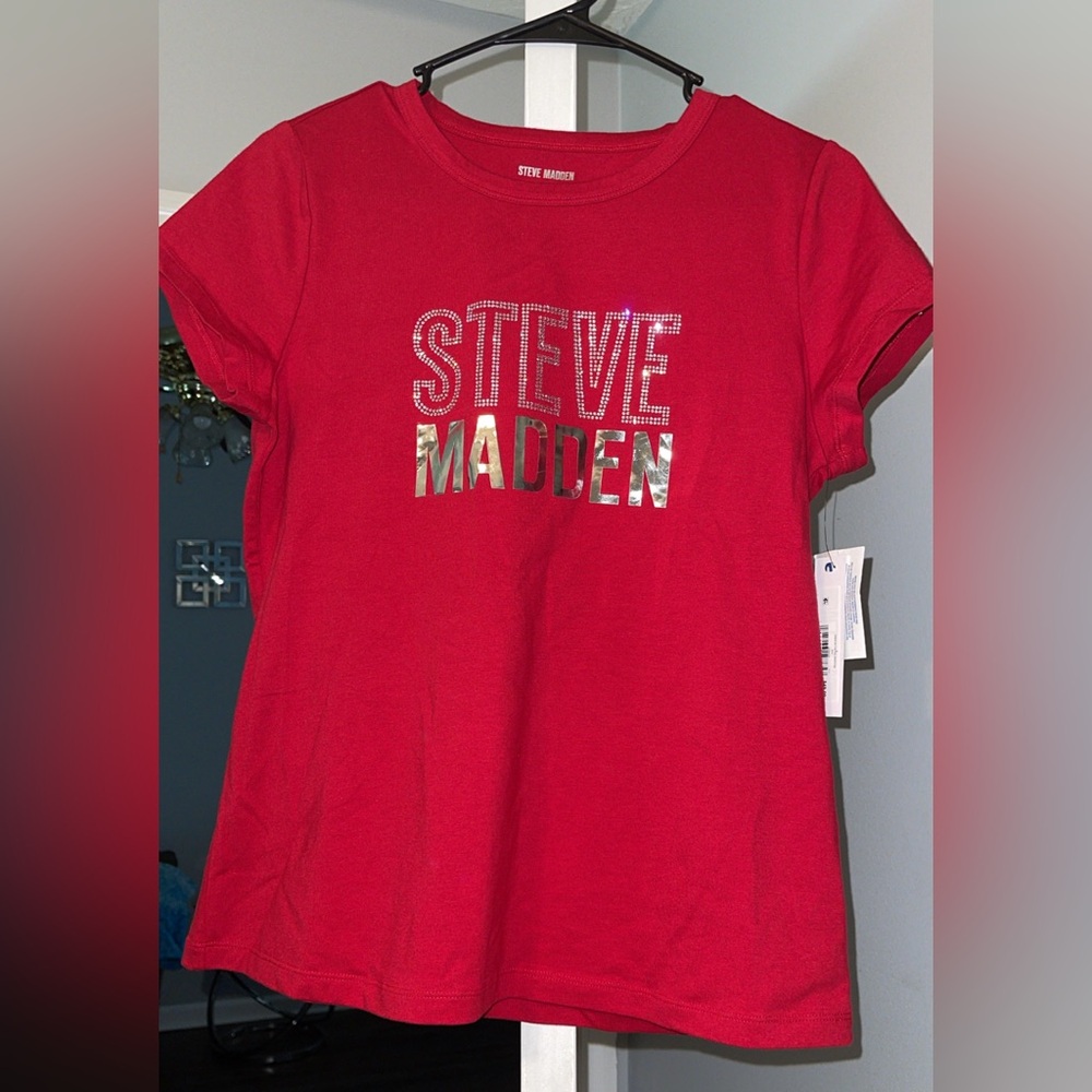 Steve Madden Tee
